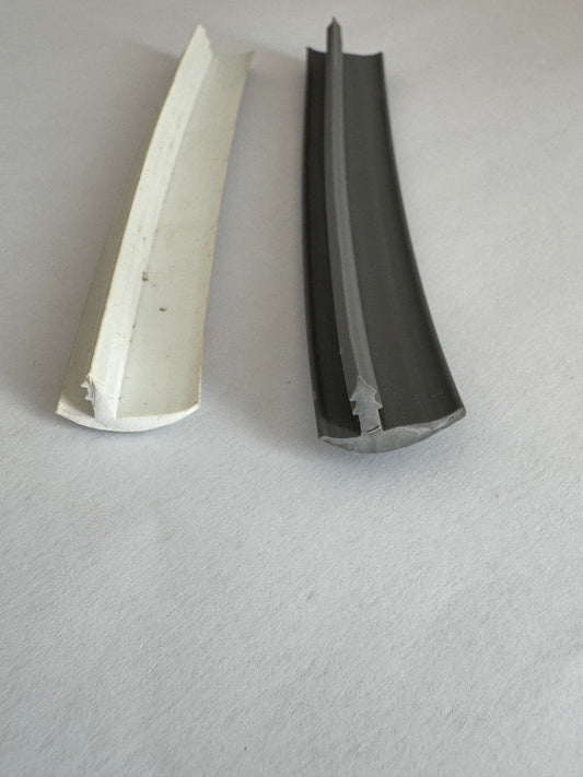 LINERLOCK, profilo di finitura per rivestimenti in PVC e LINER